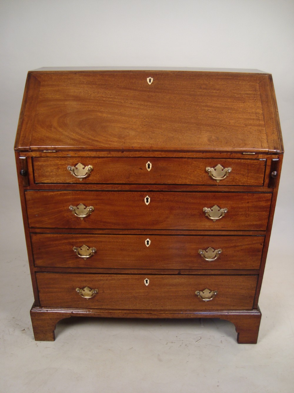 a superior george ii mahogany bureau